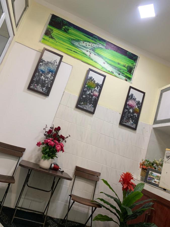 Huong'S Family Homestay Hanoi Bagian luar foto