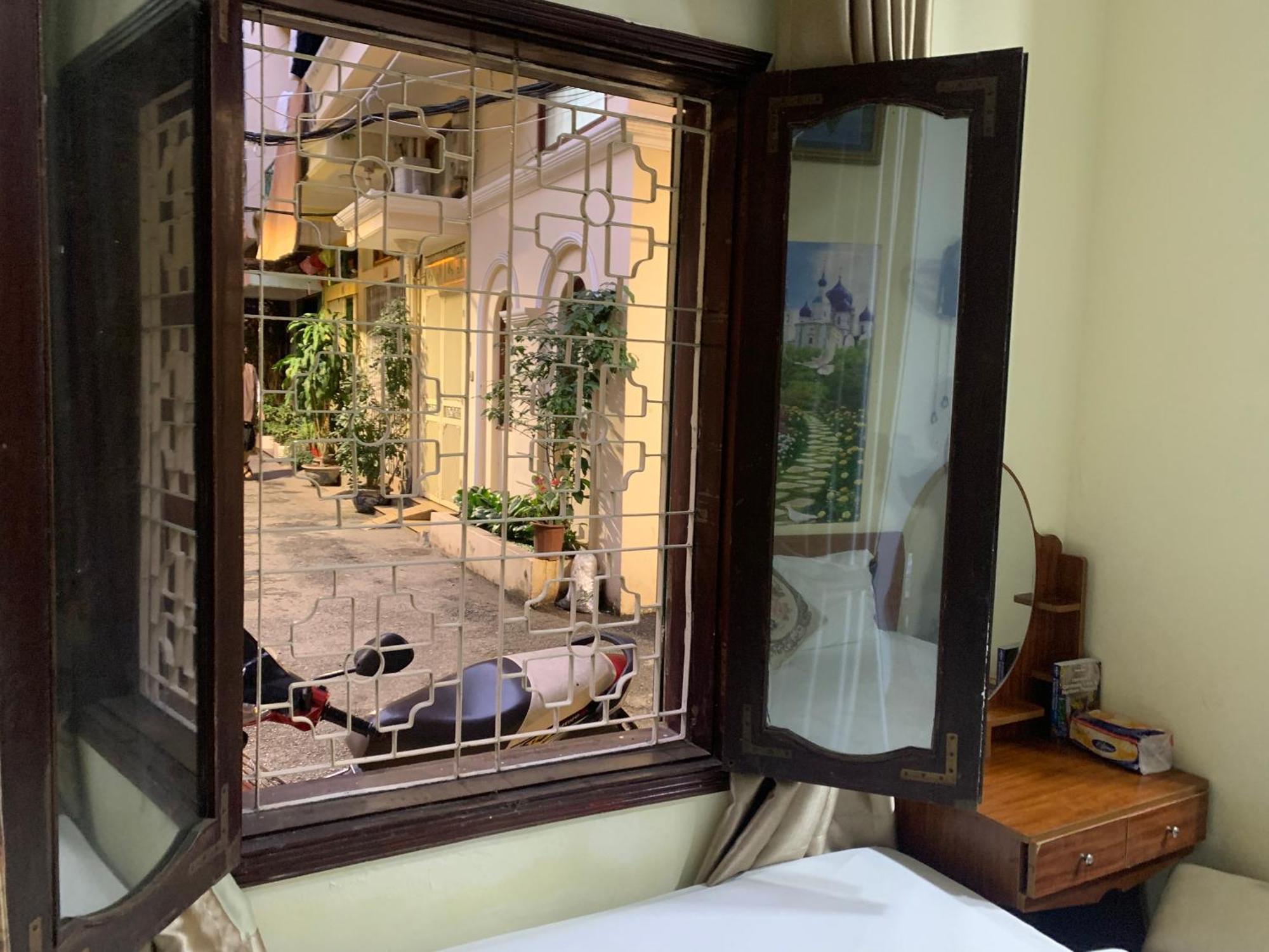 Huong'S Family Homestay Hanoi Bagian luar foto